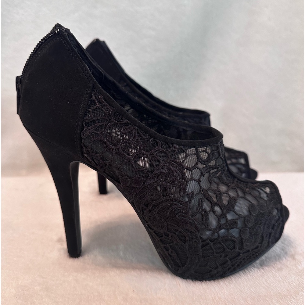 Peep Toe Apt. 9 Heels
